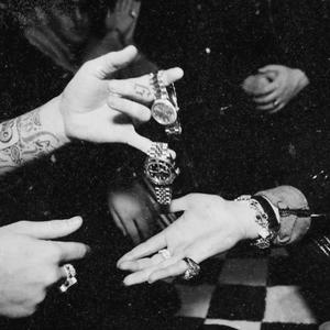 中国熟女裸体俱乐部
